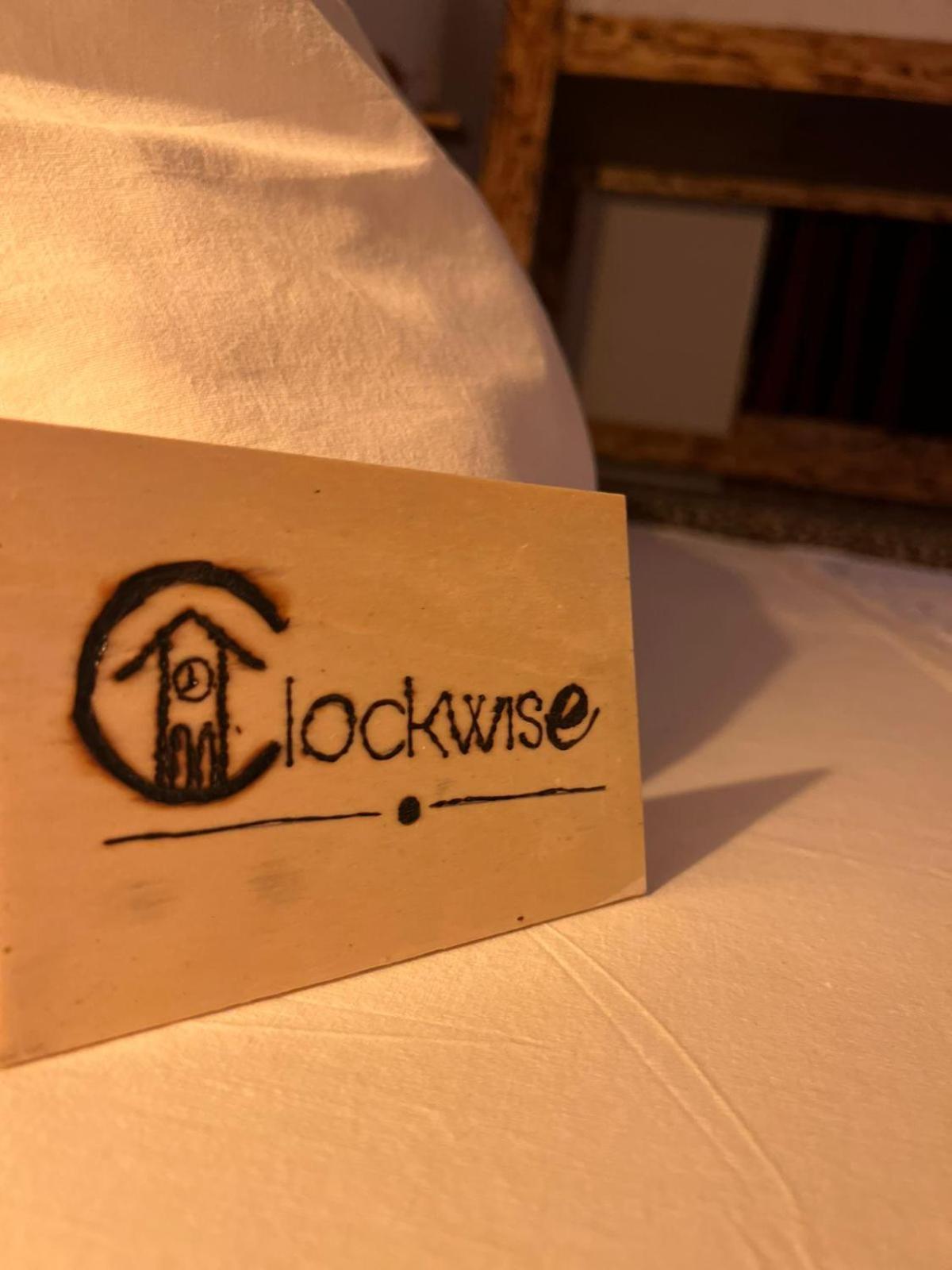Clockwise Guestrooms Gjirokaster Exterior photo
